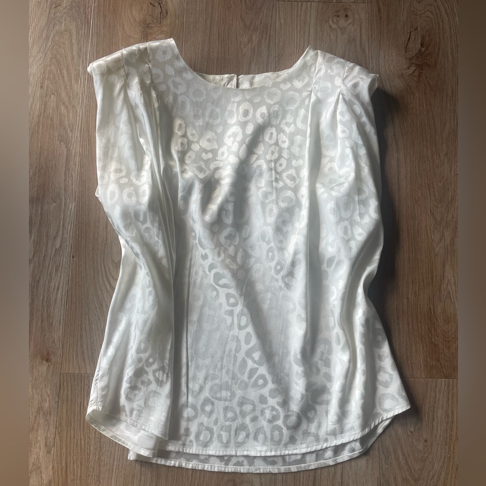 Entro Leaopard print top
